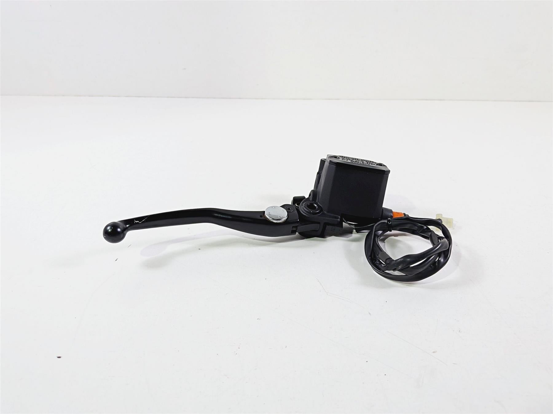 2015 Ducati Scrambler Urban Enduro Brembo Front Brake Master Cylinder 62440921B-Mototech271