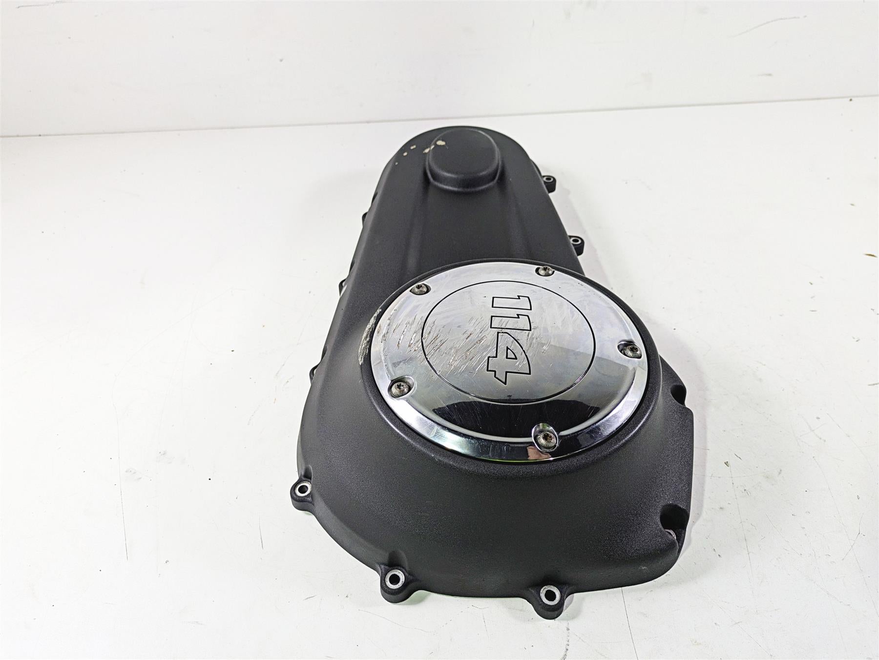 2018 Harley Softail FXFBS Fat Bob Outer Primary Drive Clutch Cover 25700559 {{ shop.shopifyCountryName }} - Mototech271