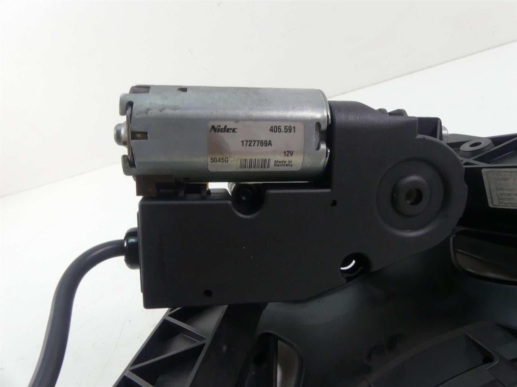 2015 BMW K1600GT K48 Windshield Wind Shield Screen Adjuster + Motor 46637724081 {{ shop.shopifyCountryName }} - Mototech271