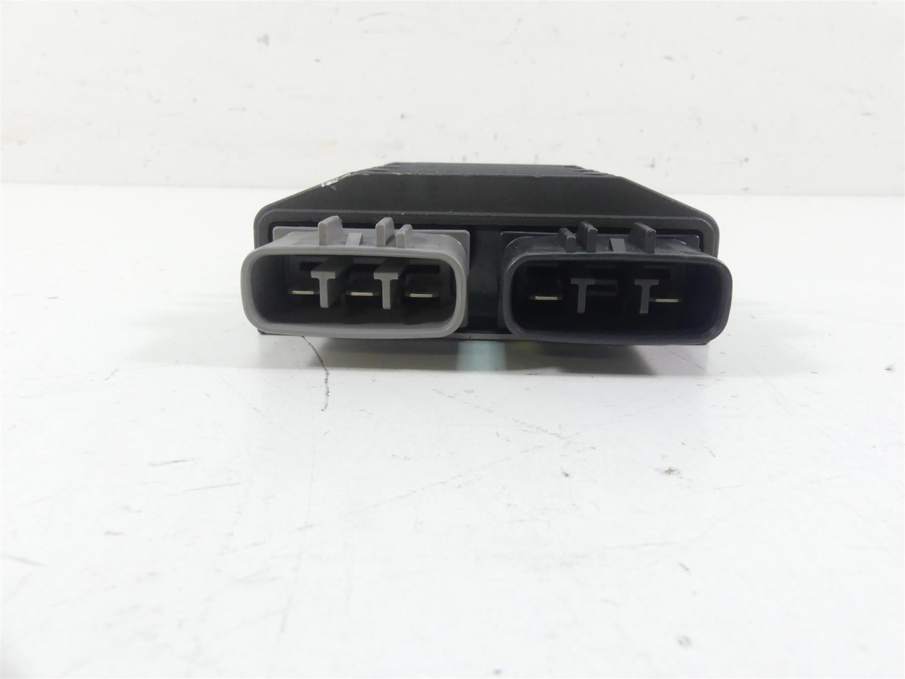 2006 Yamaha Roadliner XV1900 Rectifier Voltage Regulator FH012AA 1D7-81960-00-00 {{ shop.shopifyCountryName }} - Mototech271