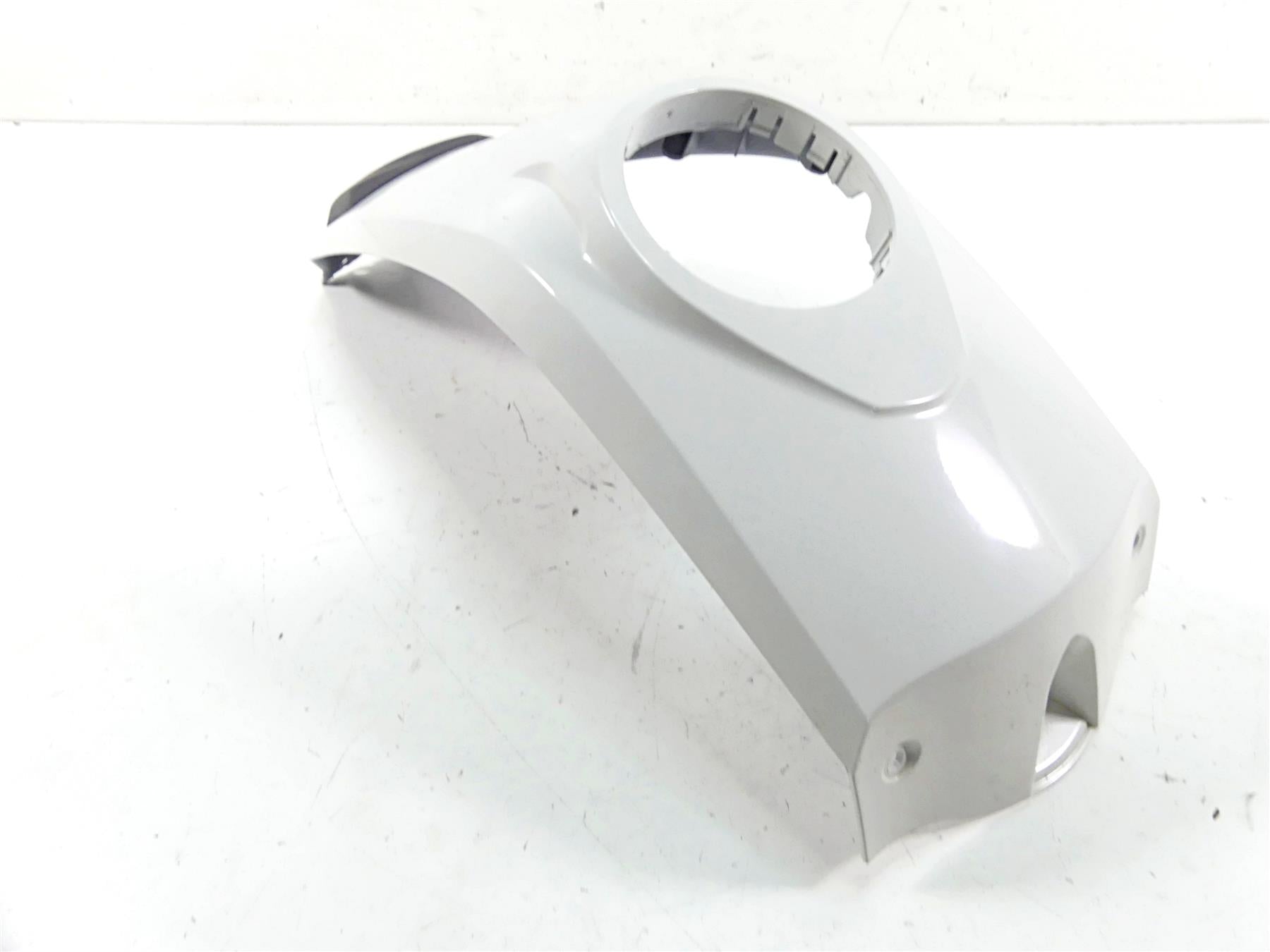 2015 BMW R1200GS GSW K50 Center Fuel Gas Petrol Tank Cover Cowl 46618533664 {{ shop.shopifyCountryName }} - Mototech271