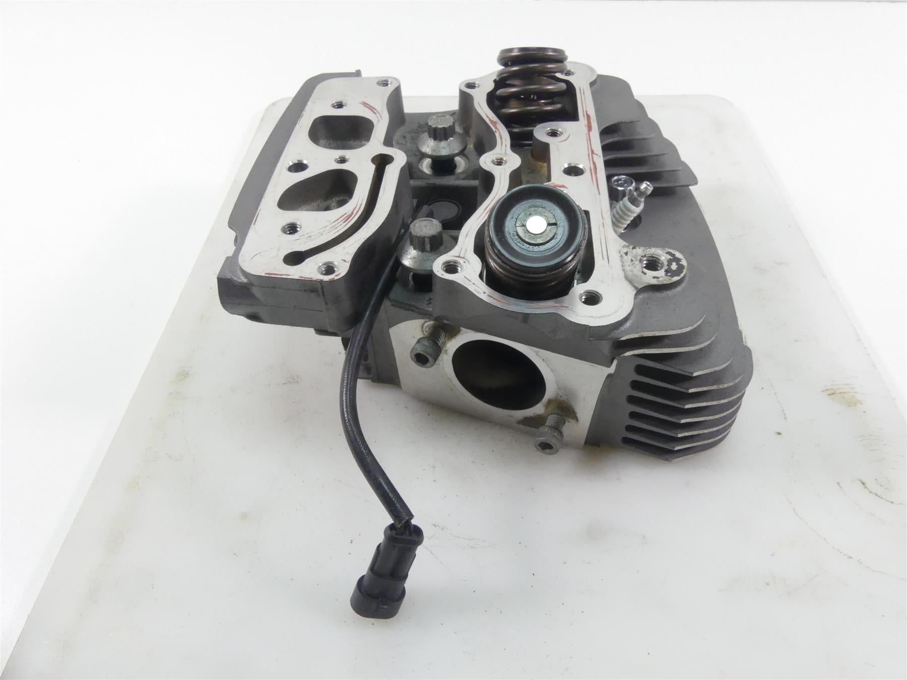 2009 Harley Dyna FXDF SE CVO Fat Bob 110 Rear Cylinder Head 17331-08A {{ shop.shopifyCountryName }} - Mototech271