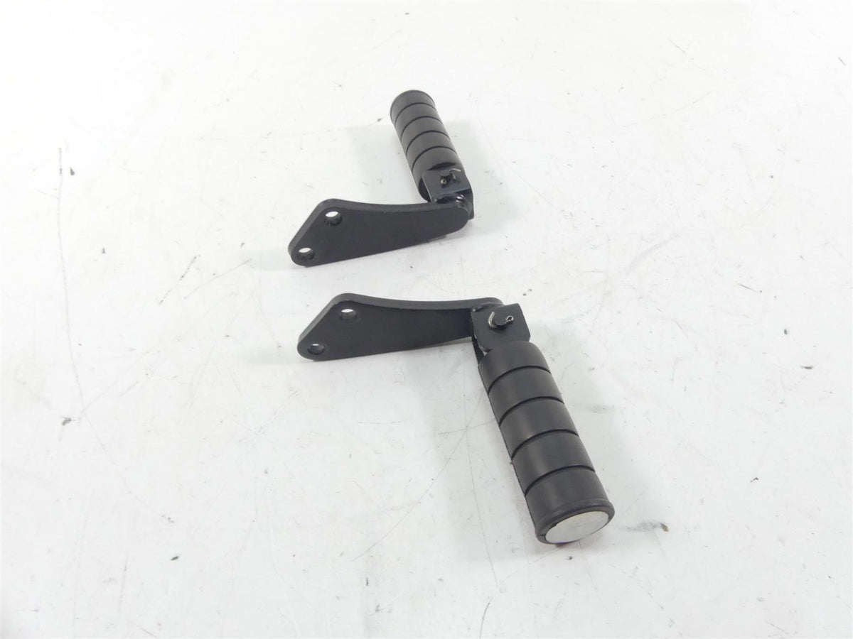 2001 Yamaha XV1600 Road Star Rear Passenger Pillion Foot Peg Set 4WM-27430-11-00 {{ shop.shopifyCountryName }} - Mototech271