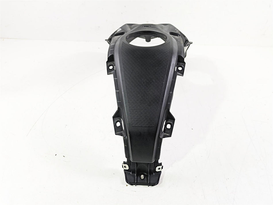 2023 BMW G310R K03 Center Top Tank Cover Fairing 46638556775 {{ shop.shopifyCountryName }} - Mototech271