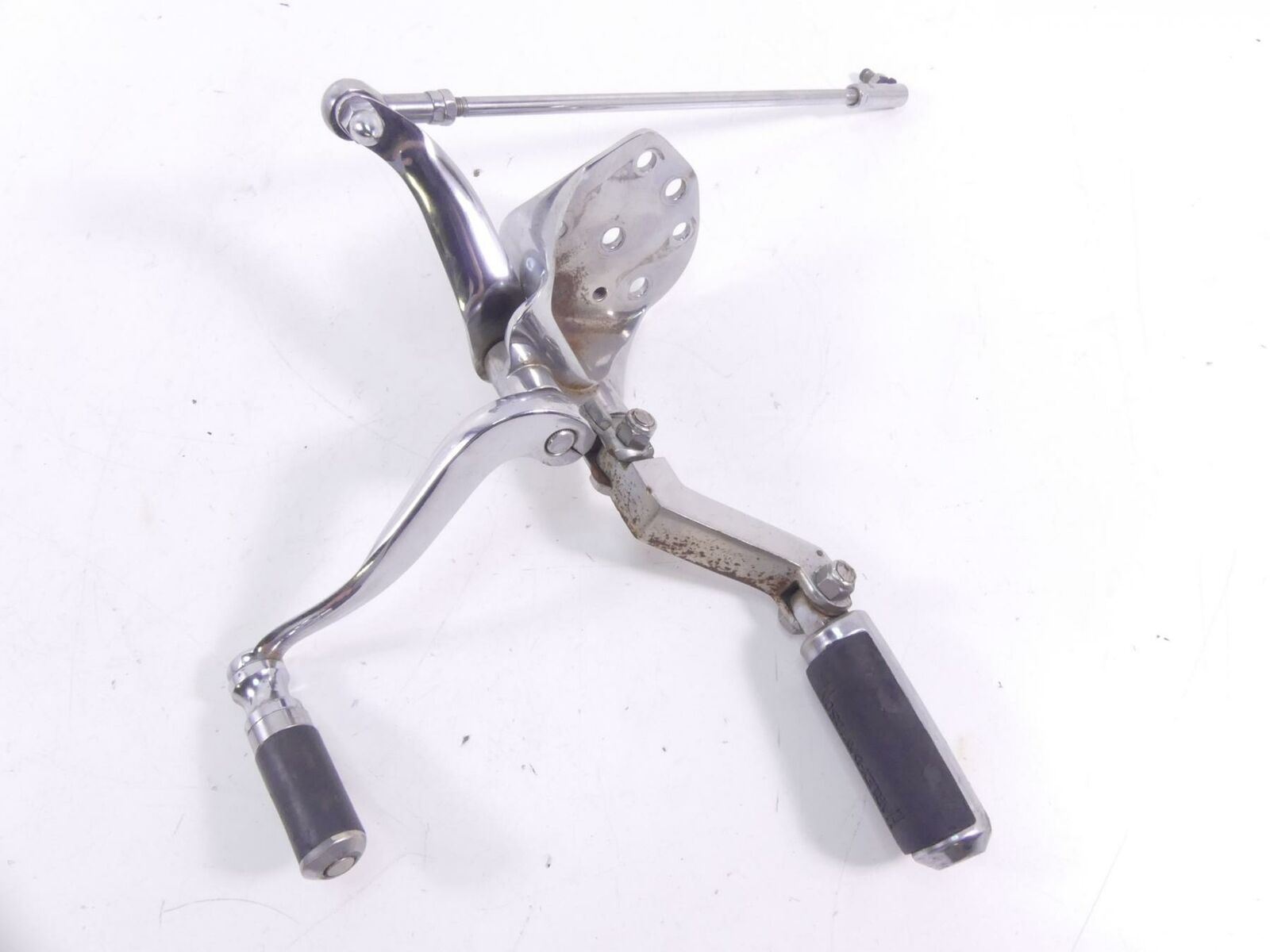 1995 Harley FXSTS Softail Springer Left Footpeg Foot Peg + Shifter Set 33683-90A {{ shop.shopifyCountryName }} - Mototech271