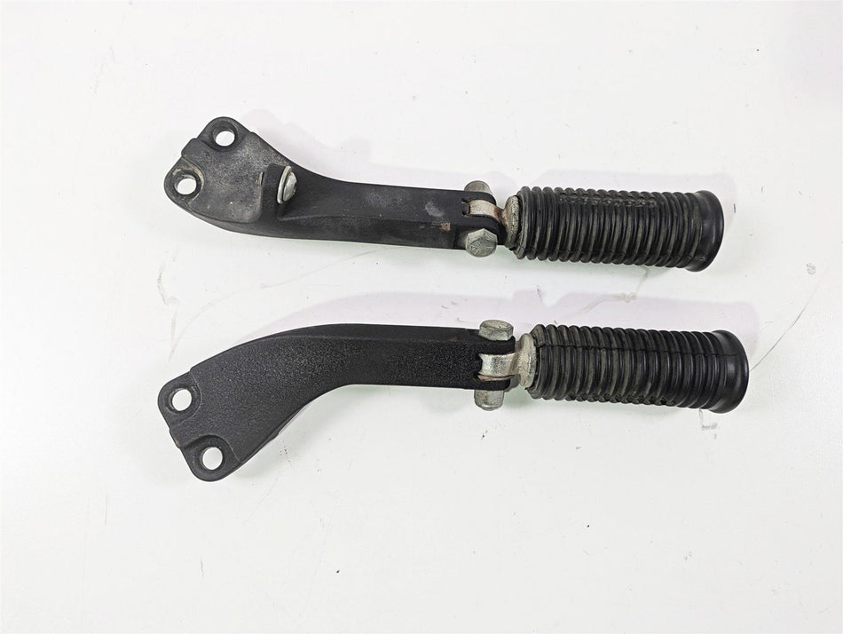 2010 Harley Dyna FXDB Street Bob Rear Passenger Footpeg Set 49224-06A 49230-06 {{ shop.shopifyCountryName }} - Mototech271