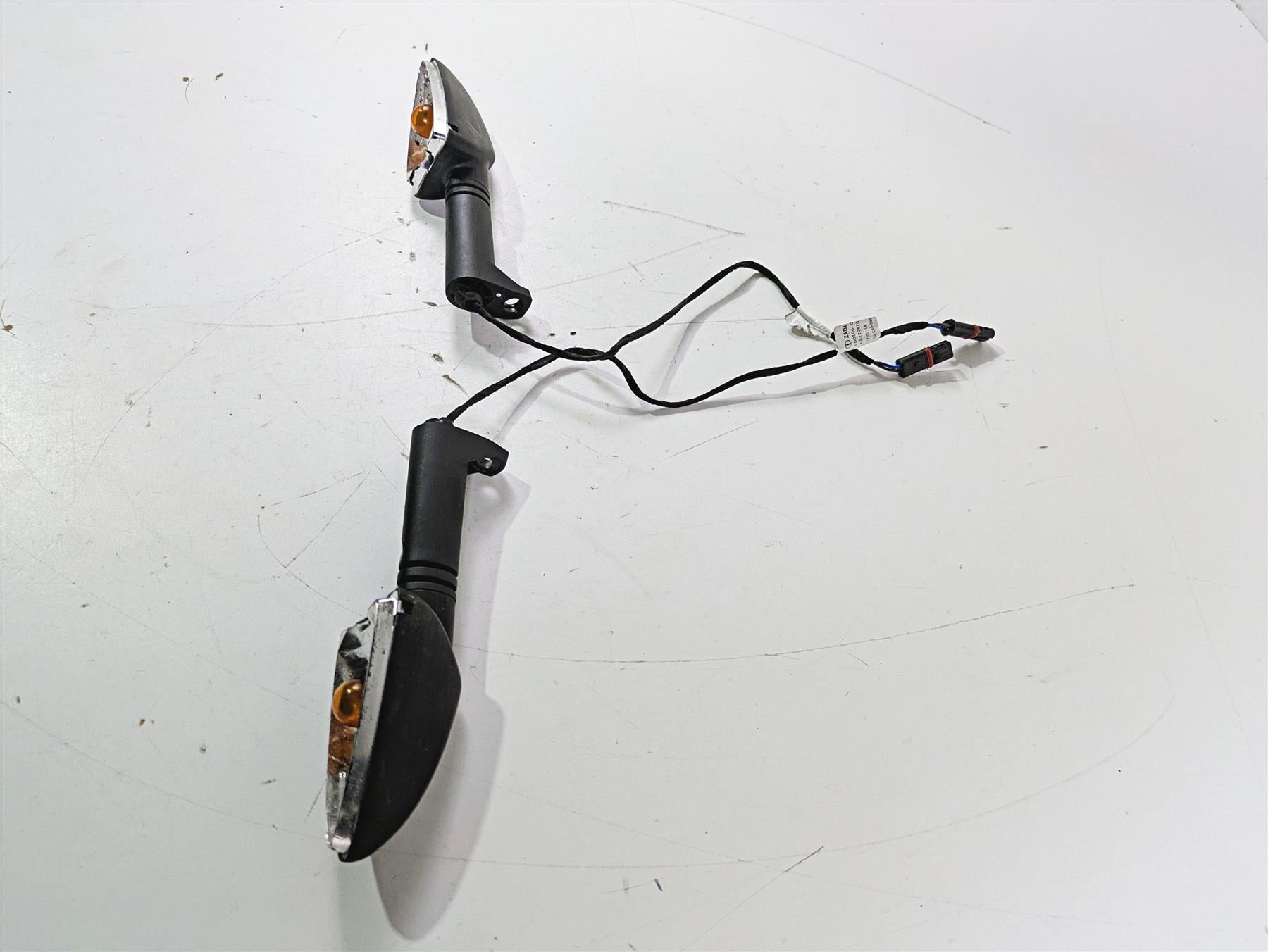 2019 BMW G310GS K02 Rear Blinker Turn Signal Set - Read 63138534355 63138534354 {{ shop.shopifyCountryName }} - Mototech271