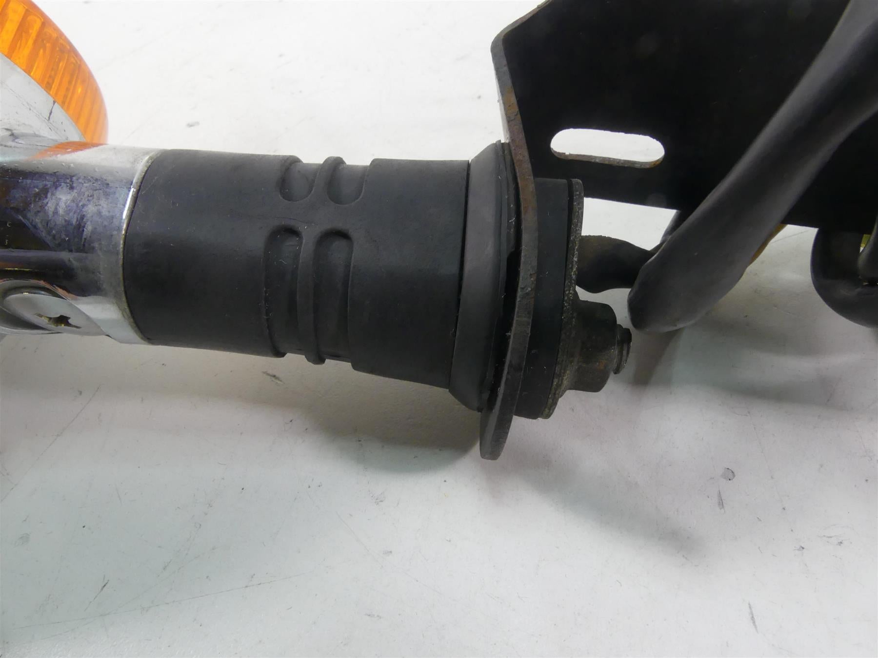 2007 Honda VT1100 C Shadow Spirit Rear Blinker Turn Signal Set 33650-MAH-671 {{ shop.shopifyCountryName }} - Mototech271