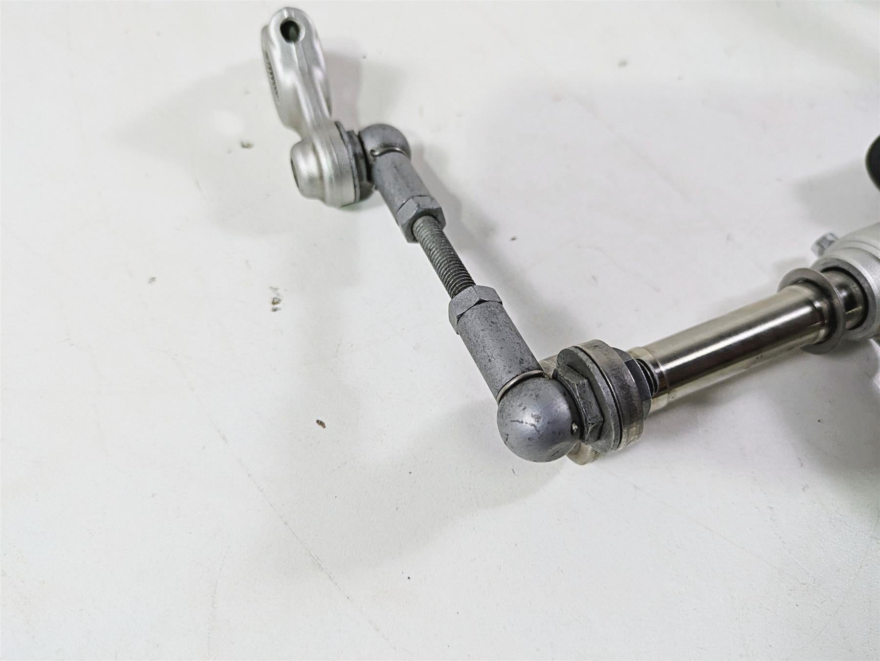 2012 BMW R1200R K27 Left Rider Footpeg & Shifter Set 46717700913 23417671065 {{ shop.shopifyCountryName }} - Mototech271