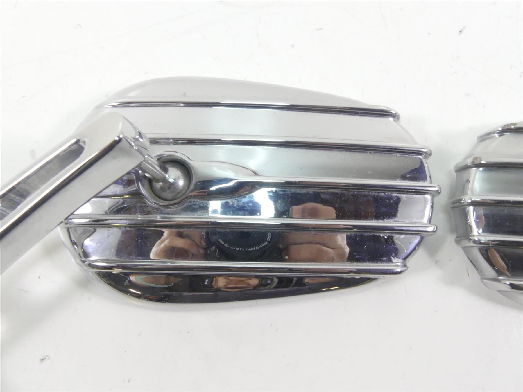 2009 Harley FLHTCU SE4 CVO E-Glide Rear View Mirror Set 92341-09A 92342-09A {{ shop.shopifyCountryName }} - Mototech271