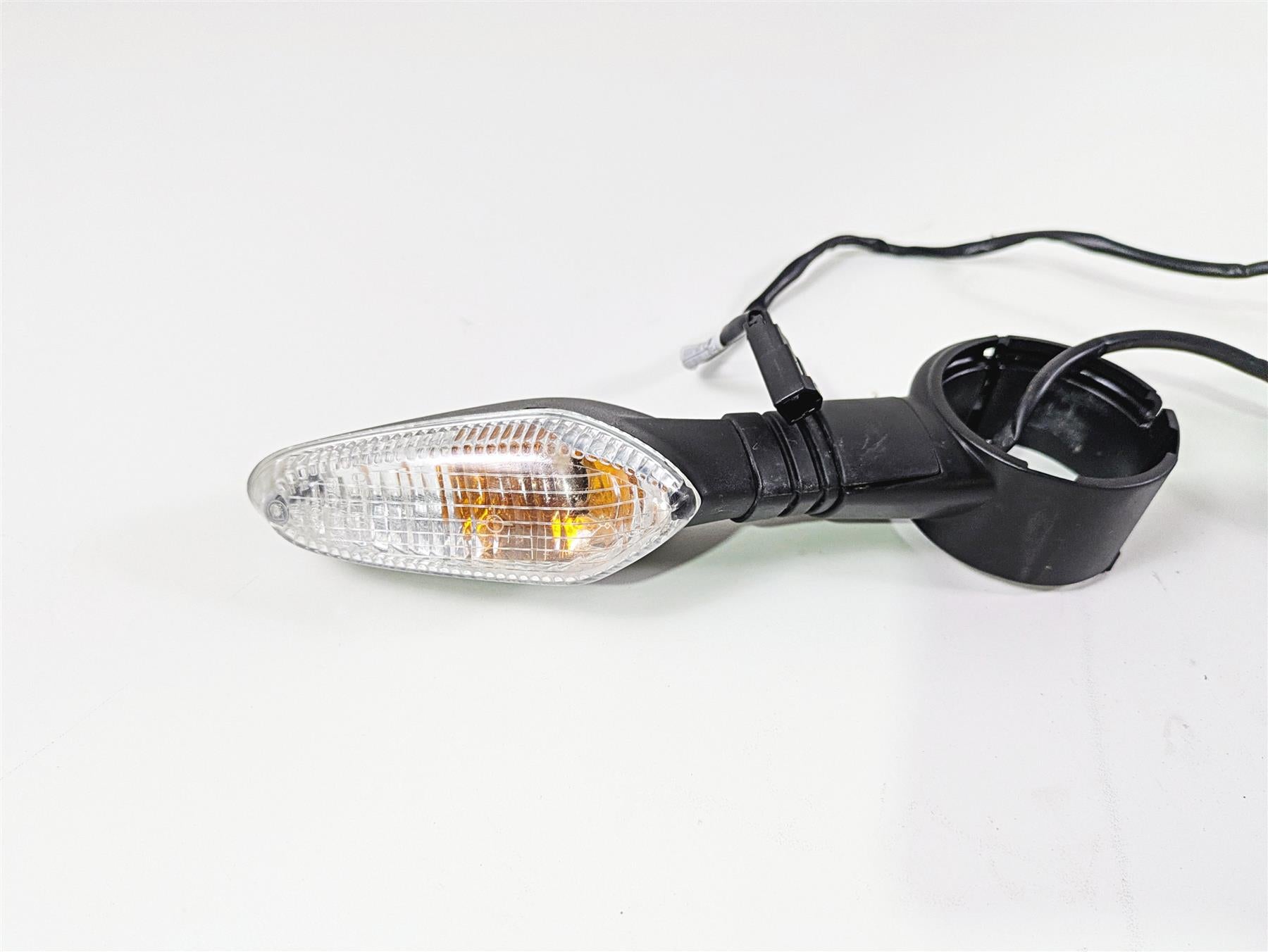 2022 Ducati Streetfighter V2 Front Blinker Turn Signals & Clamps Set 53010322A {{ shop.shopifyCountryName }} - Mototech271