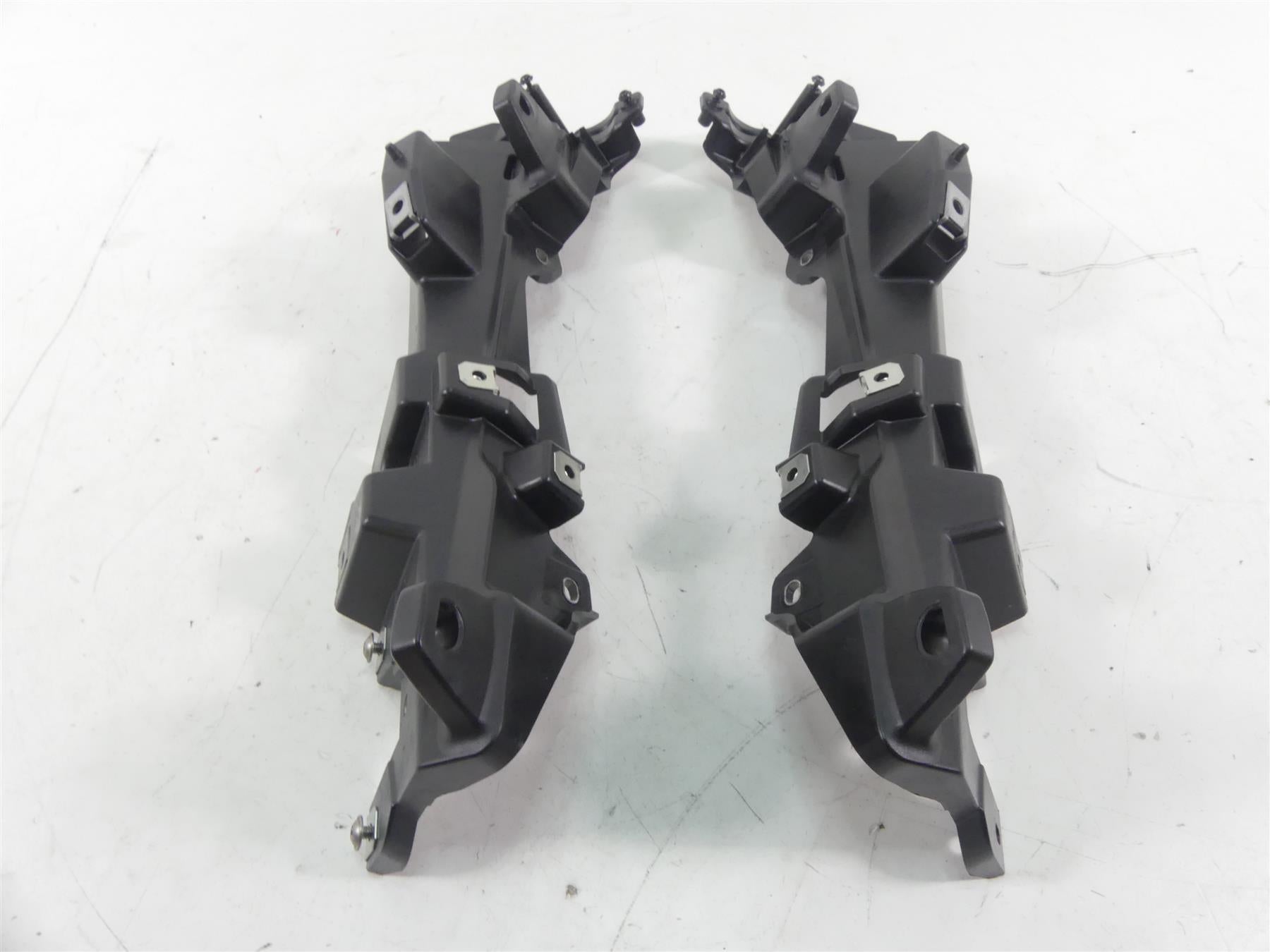 2017 BMW R1200RT K52 Saddlebag Holder Mount Bracket Set 46547728665 46547728666 {{ shop.shopifyCountryName }} - Mototech271