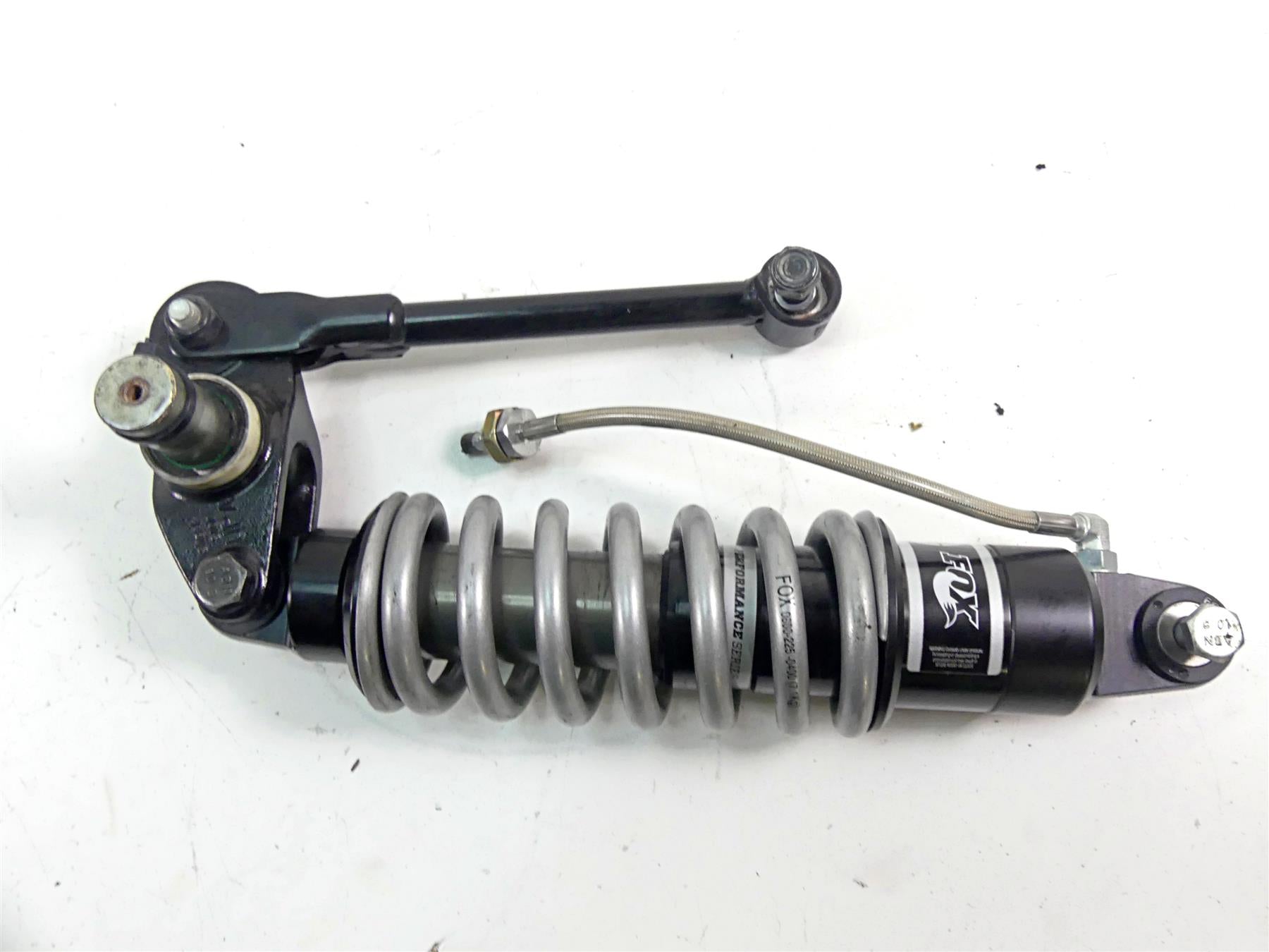 2019 Indian Chieftain Classic Rear Fox Suspension Shock & Linkage 1543839 {{ shop.shopifyCountryName }} - Mototech271