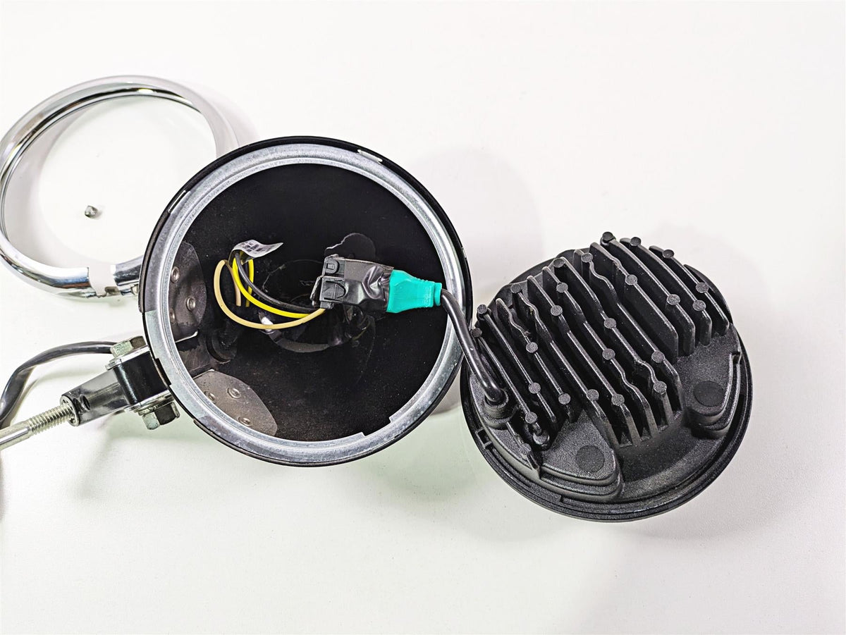 2011 Harley FXDC Dyna Super Glide Headlight Head Light Lamp Lens 69356-06A {{ shop.shopifyCountryName }} - Mototech271