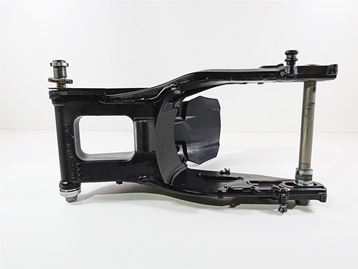 2024 Yamaha YZF R1 RN65 Rear Swing Arm Swingarm Suspension B3L-22110-00-00 {{ shop.shopifyCountryName }} - Mototech271