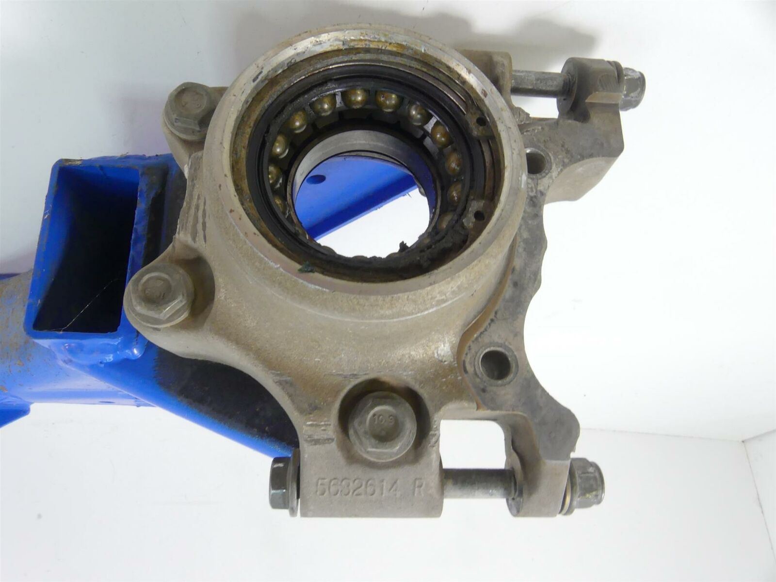 2016 Polaris RZR1000 XP Turbo EPS Rear Right Trailing Arm Spindle Set 5139869 {{ shop.shopifyCountryName }} - Mototech271