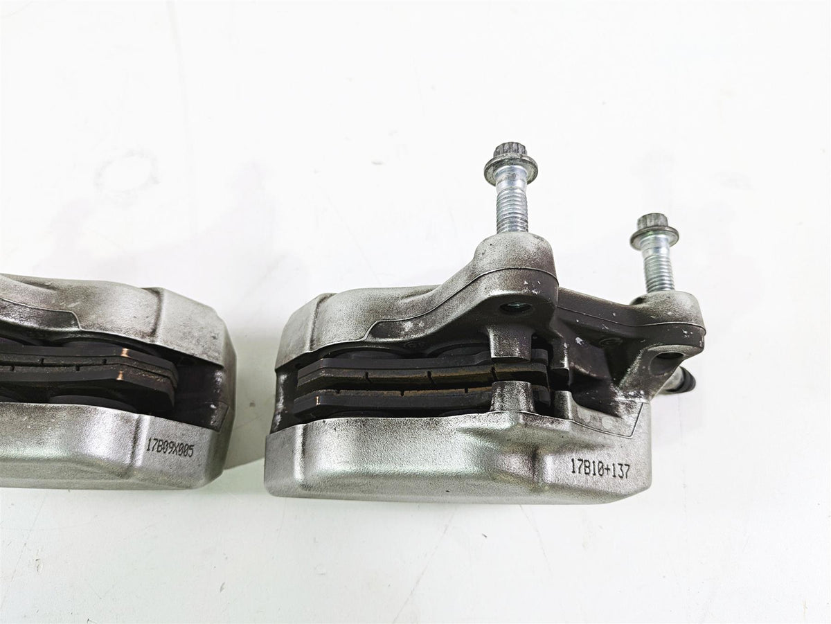 2017 Harley Touring FLHTKSE CVO E-Glide Front Brake Caliper Set 42938-08 {{ shop.shopifyCountryName }} - Mototech271