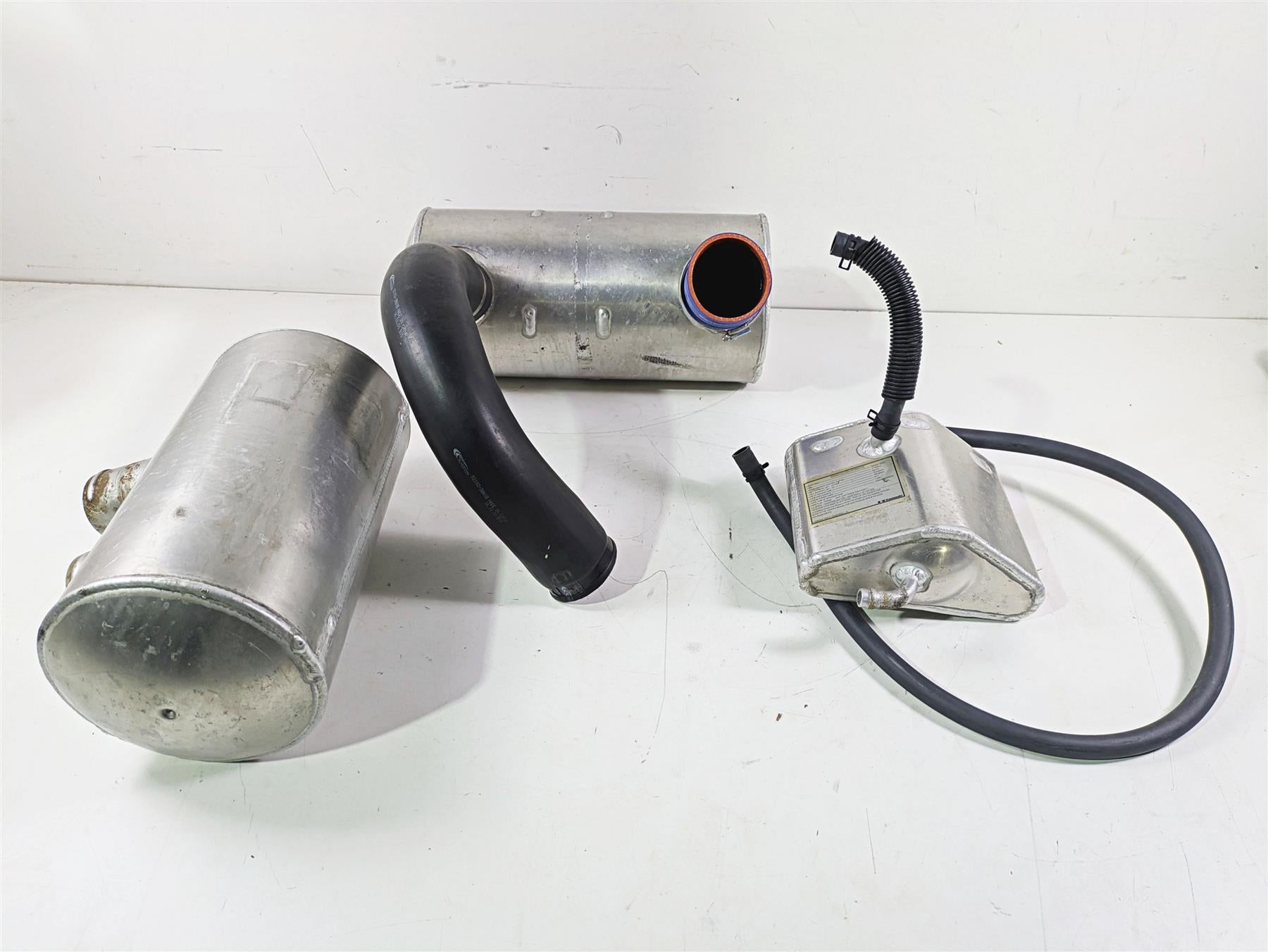 2017 Kawasaki Ultra 310X Exhaust Muffler Pipe Set 49070-0749 52001-0008 {{ shop.shopifyCountryName }} - Mototech271