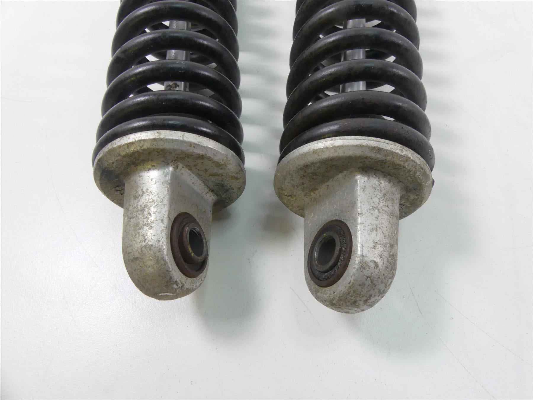 1978 BMW R100 S (2474) Rear 13.5" Suspension Shock Damper -No Leaks 33531235883 {{ shop.shopifyCountryName }} - Mototech271