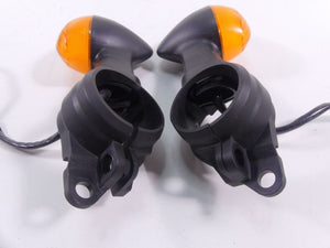 2019 Yamaha VMX17 V-Max 1700 Front Blinker Turn Signal Set - Read 2S3-83310-10-0