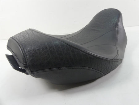 2010 Harley Touring FLHX Street Glide Elephant Skin Solo CVO Seat 52000052 {{ shop.shopifyCountryName }} - Mototech271