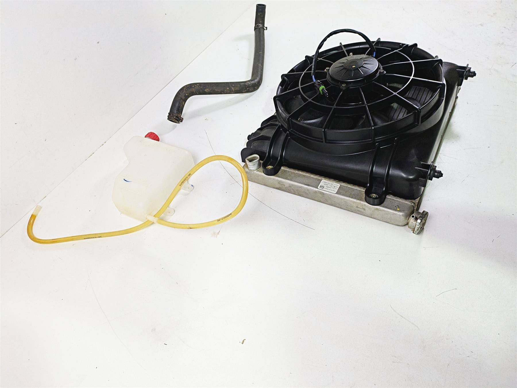 2022 Polaris Ranger 1000 Premium Radiator Fan Reservoir Set 1240664 1240663 {{ shop.shopifyCountryName }} - Mototech271