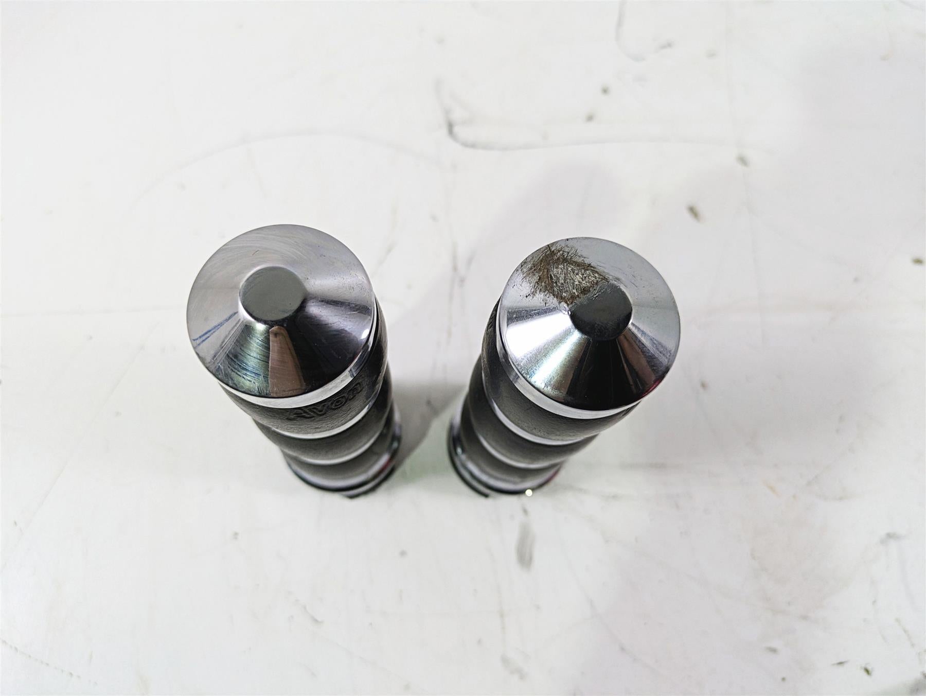 2005 Harley Softail FLSTSCI Heritage Springer Avon Air Cushion Grip Set AIR-90 {{ shop.shopifyCountryName }} - Mototech271