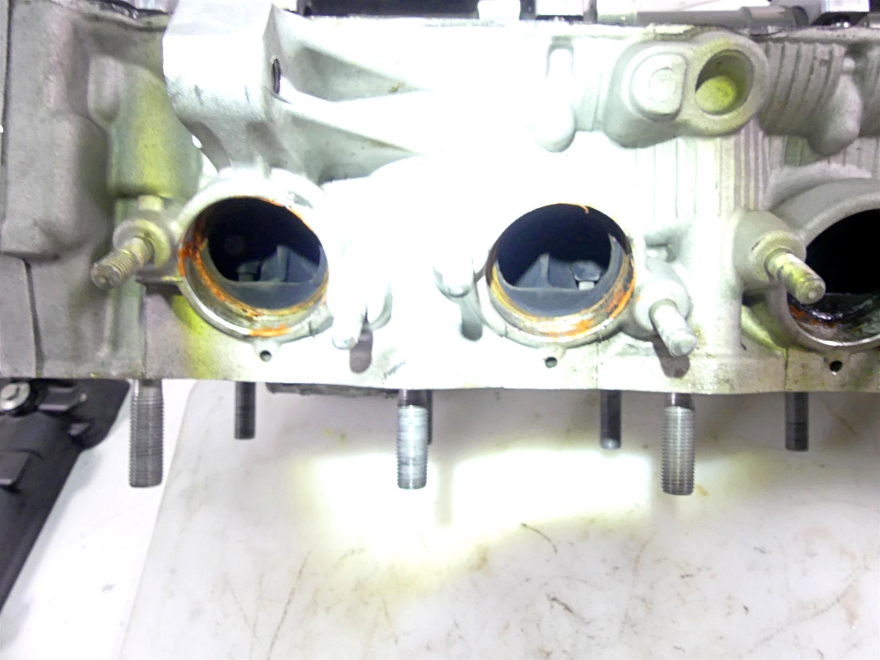 2012 Kawasaki ZX1400 ZX14R Ninja Cylinderhead Cylinder Head -Tested 11008-0850 {{ shop.shopifyCountryName }} - Mototech271