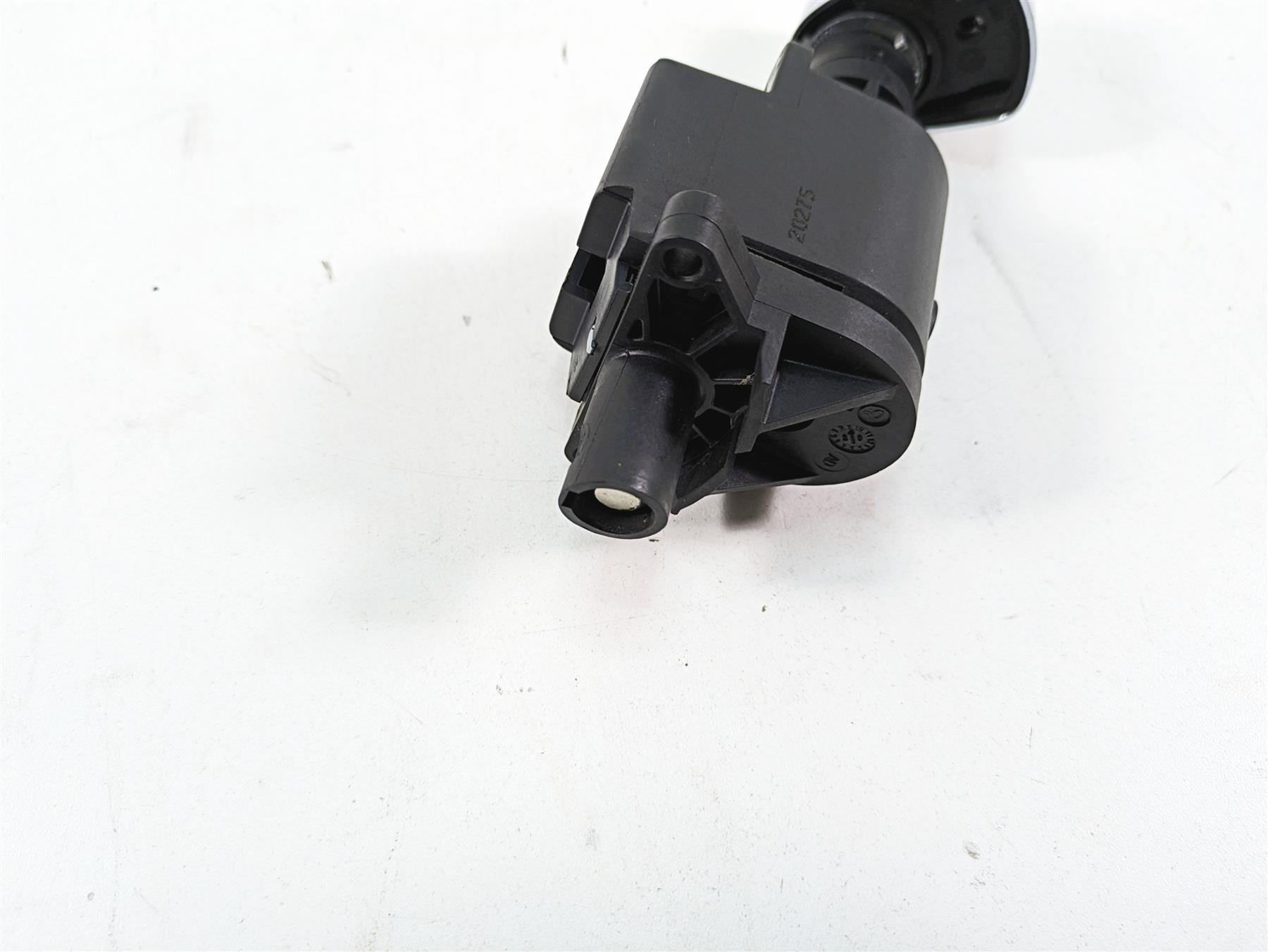 2011 Harley Touring FLTRU Road Glide Ignition Switch Key Set 71572-06 {{ shop.shopifyCountryName }} - Mototech271