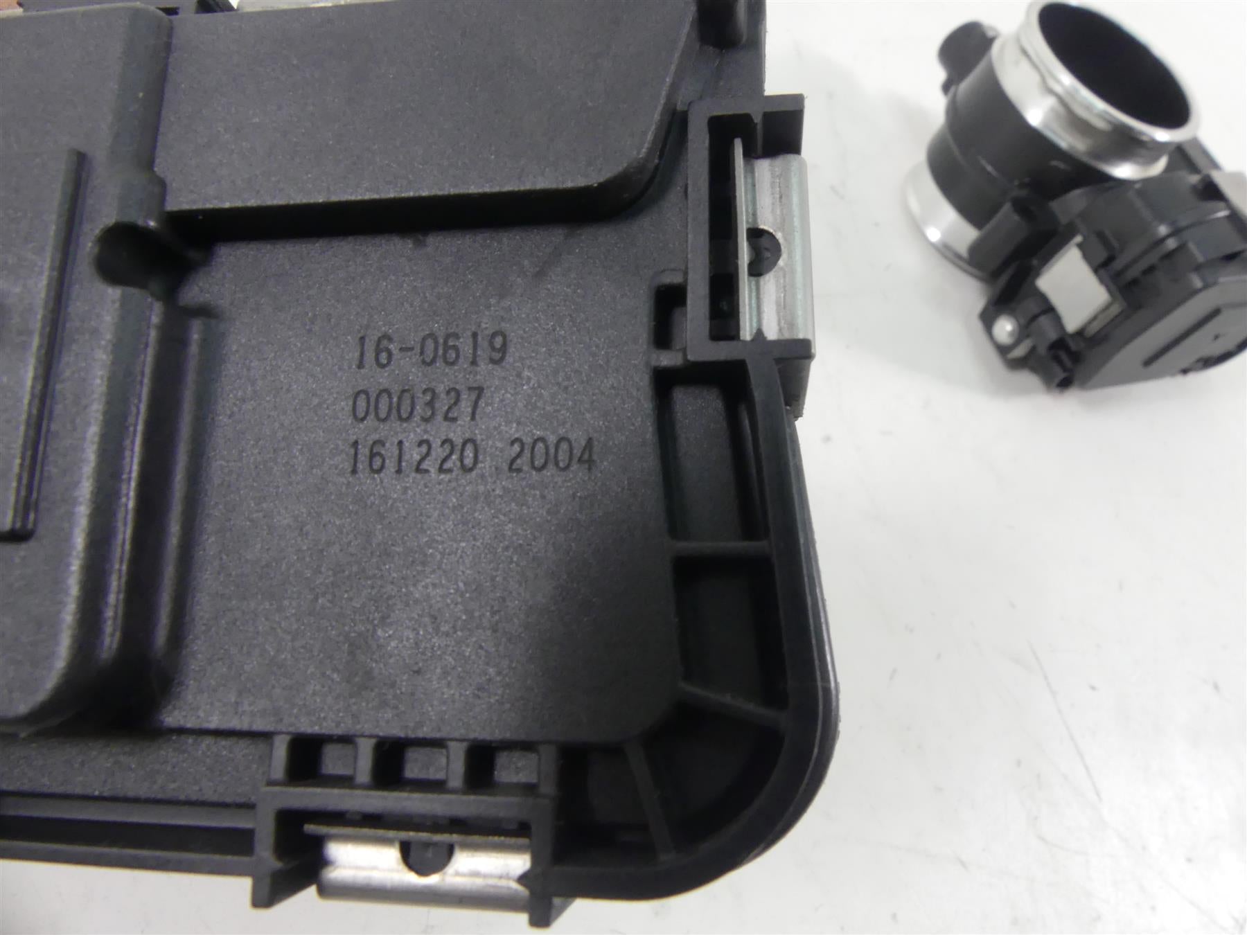 2017 BMW R1200RT K52 Throttle Body Fuel Injector Injection Set 13548564959 {{ shop.shopifyCountryName }} - Mototech271