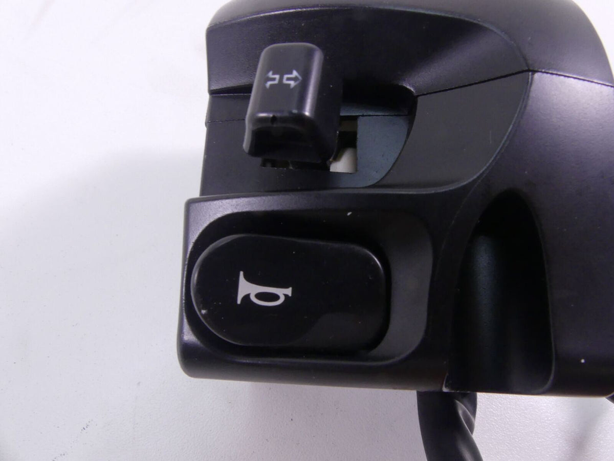2012 Victory High Ball Left Hand Control Switch Blinker Light Horn - Read 401211 {{ shop.shopifyCountryName }} - Mototech271