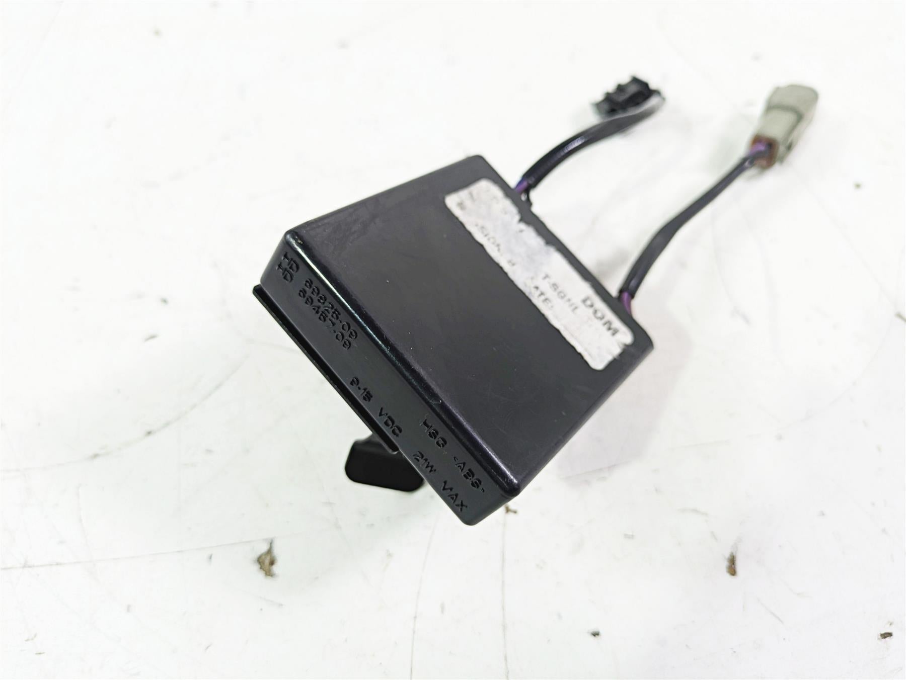 2012 Harley VRSCF Muscle V Rod Blinker Turn Signal Module 69457-09 69825-09 {{ shop.shopifyCountryName }} - Mototech271
