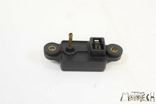 Load image into Gallery viewer, 1995 Yamaha V Max 1200 Intake Boost Pressure Sensor 22N-82380-10-00 | Mototech271
