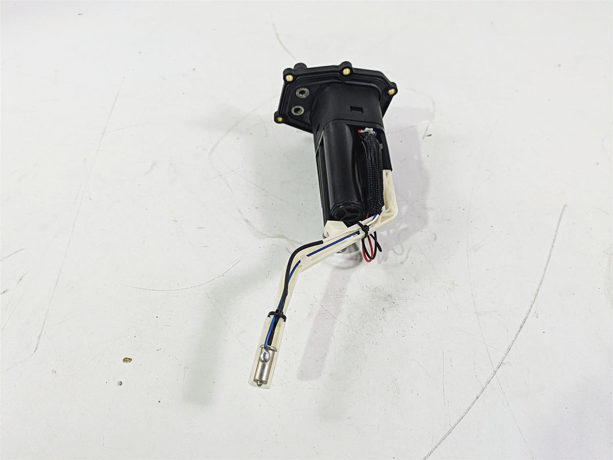 2015 Ducati Hypermotard 821 SP Fuel Gas Petrol Pump - Tested 16024281A {{ shop.shopifyCountryName }} - Mototech271