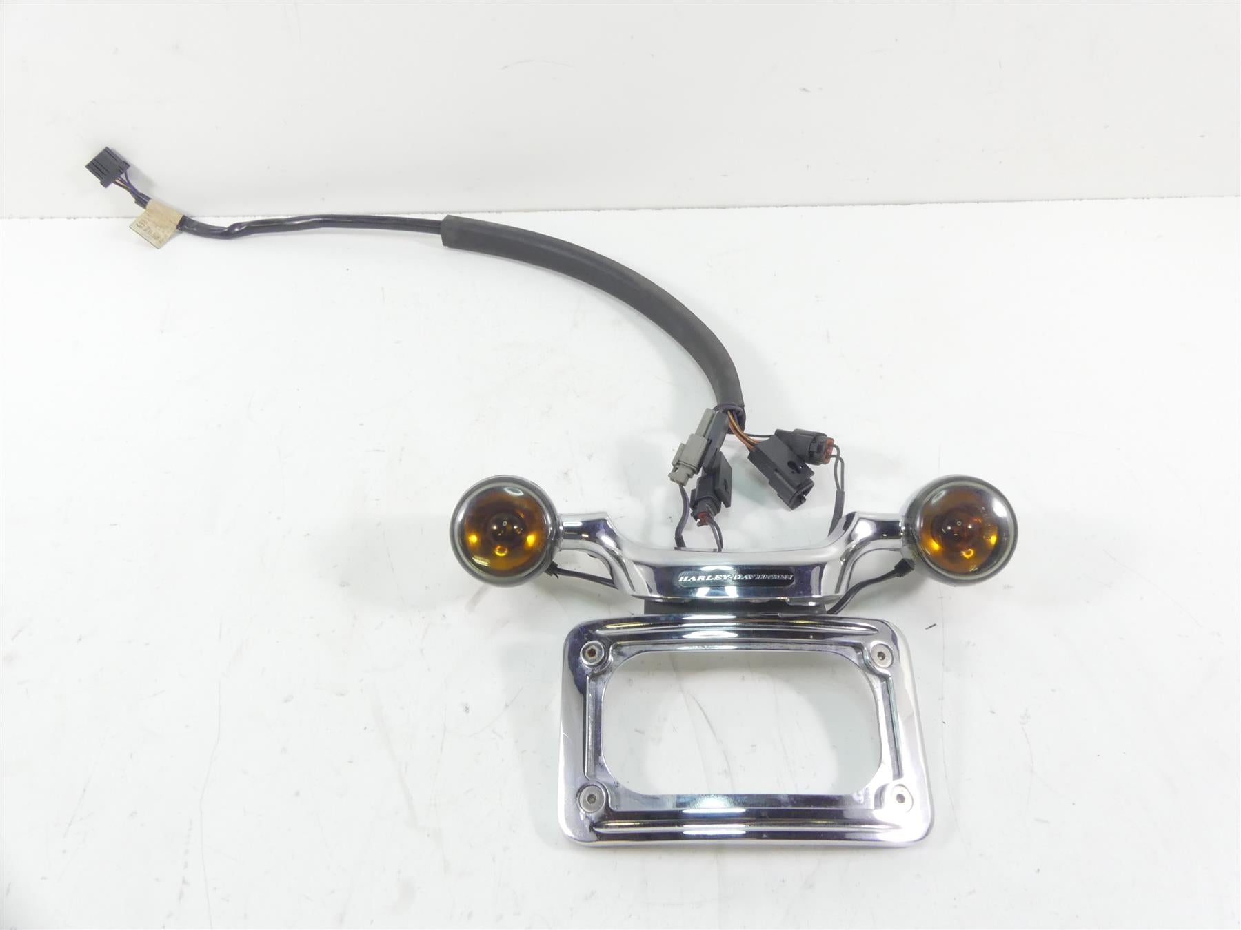 2007 Harley Touring FLHR SE CVO Road King Rear Blinker Bar Plate Holder 68629-05 {{ shop.shopifyCountryName }} - Mototech271