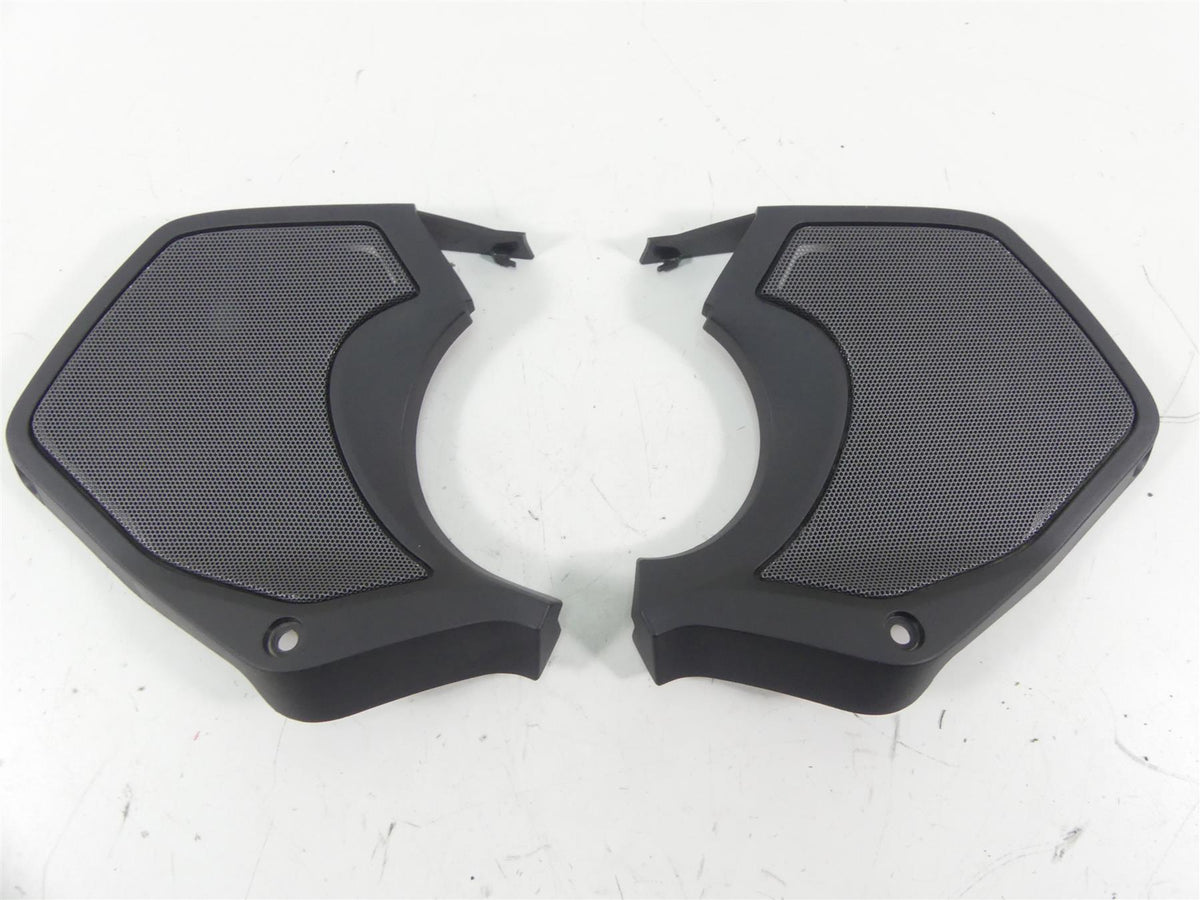 2017 BMW R1200RT K52 Left Right Speaker Cover Set 46638529412 46638529411 {{ shop.shopifyCountryName }} - Mototech271