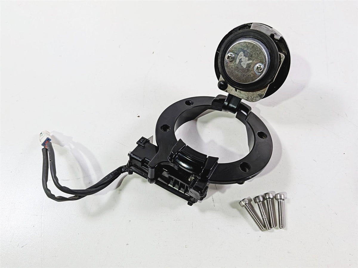2020 Indian Challenger Limited Black Keyless Fuel Gas Cap Lid Set 2522356-Mototech271