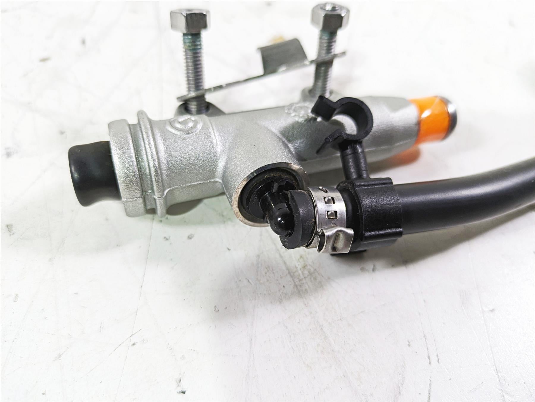 2017 BMW S1000R K47 Brembo Rear Brake Master Cylinder 34317720905 {{ shop.shopifyCountryName }} - Mototech271