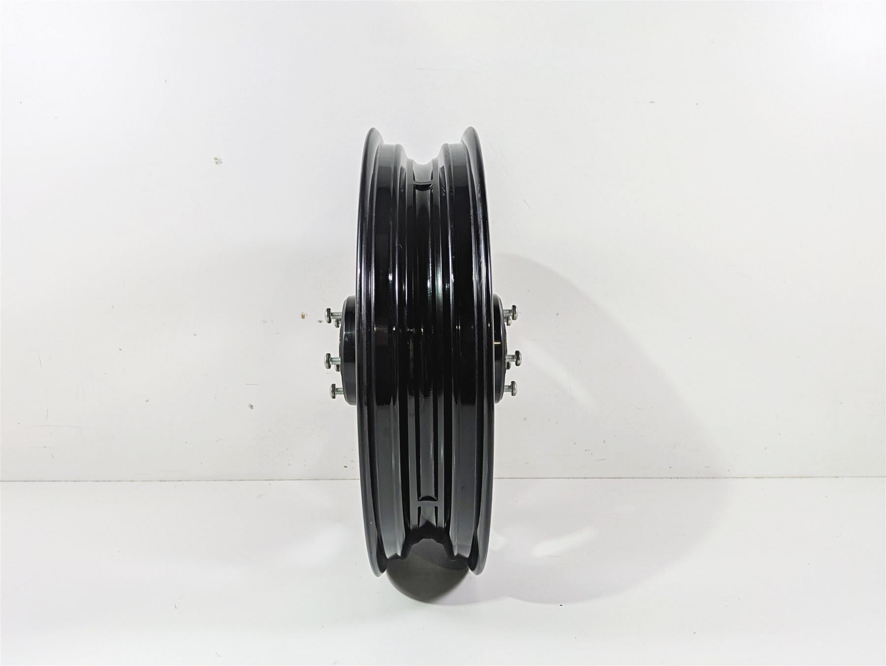 2016 Harley FXDF Dyna Fat Bob Front Wheel Rim 16x3 Black - Read 43300254 {{ shop.shopifyCountryName }} - Mototech271