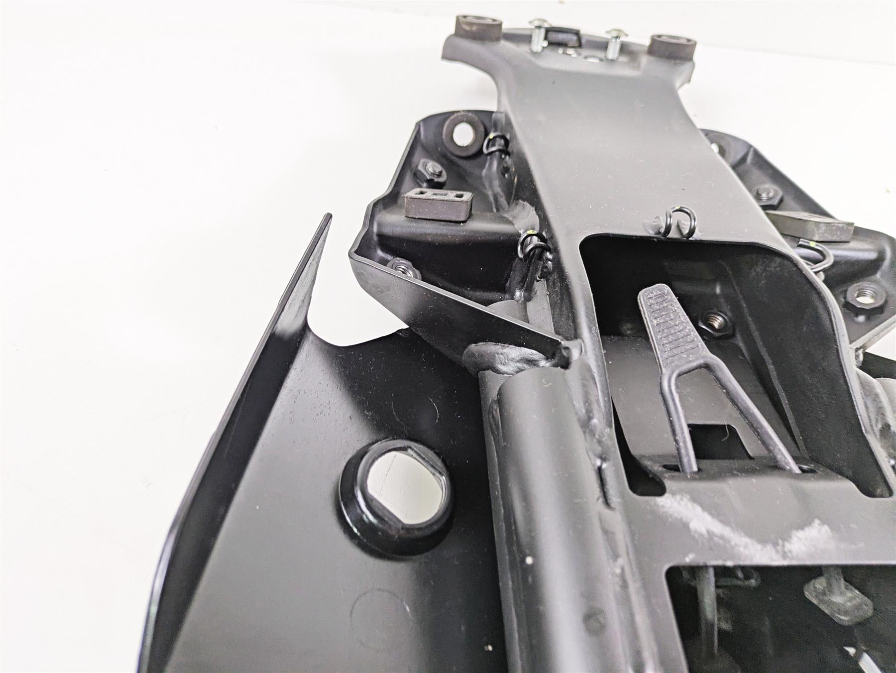 2016 Ducati Monster 1200 S Subframe Sub Frame Inner Fender Set 47017251DA {{ shop.shopifyCountryName }} - Mototech271