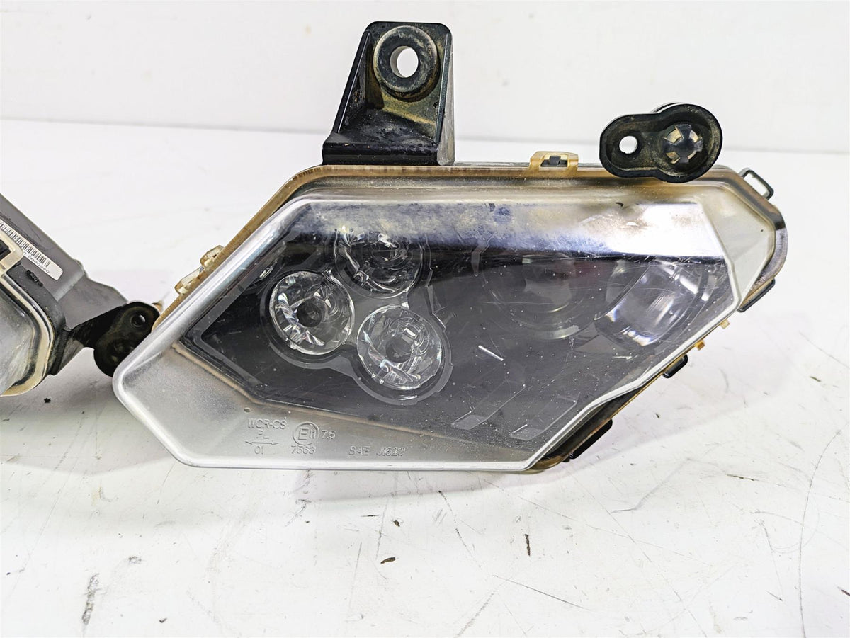 2019 Can Am Maverick X3 XRS Turbo R Headlight Head Lamp Set - Read 710004658 {{ shop.shopifyCountryName }} - Mototech271