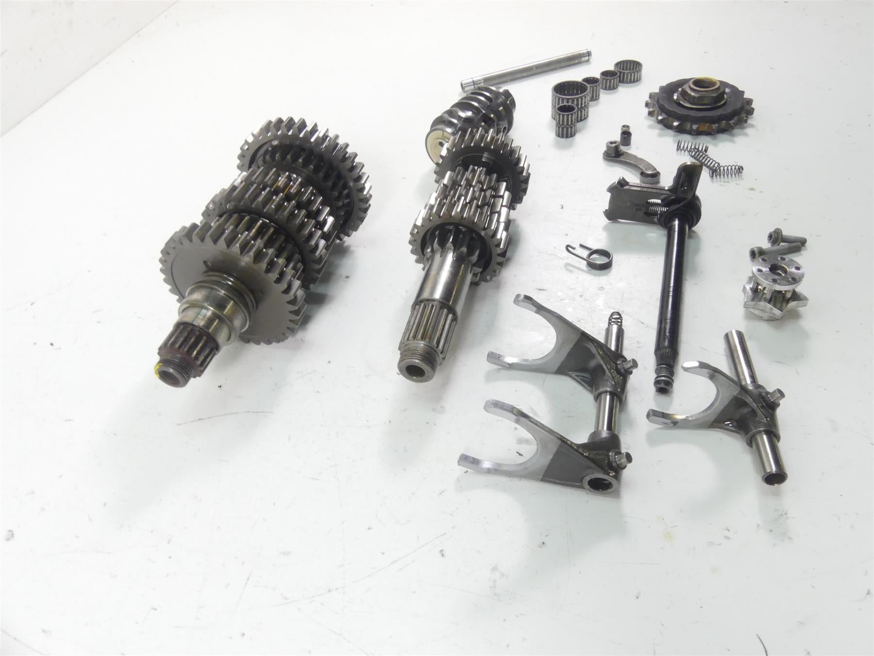 2015 KTM 1290R Super Duke Transmission Shift Gear Sprocket Shaft Set 61333010000 {{ shop.shopifyCountryName }} - Mototech271