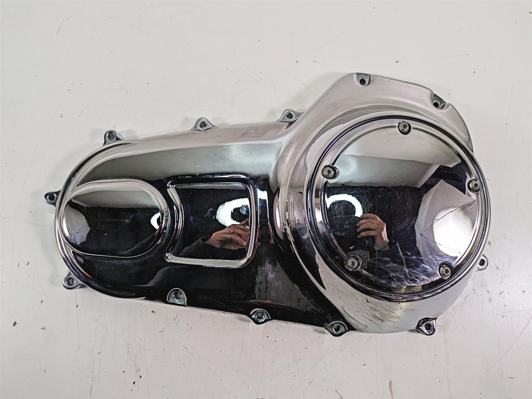 2014 Harley Touring FLHTK Electra Glide Outer Primary Clutch Cover 60685-07A {{ shop.shopifyCountryName }} - Mototech271