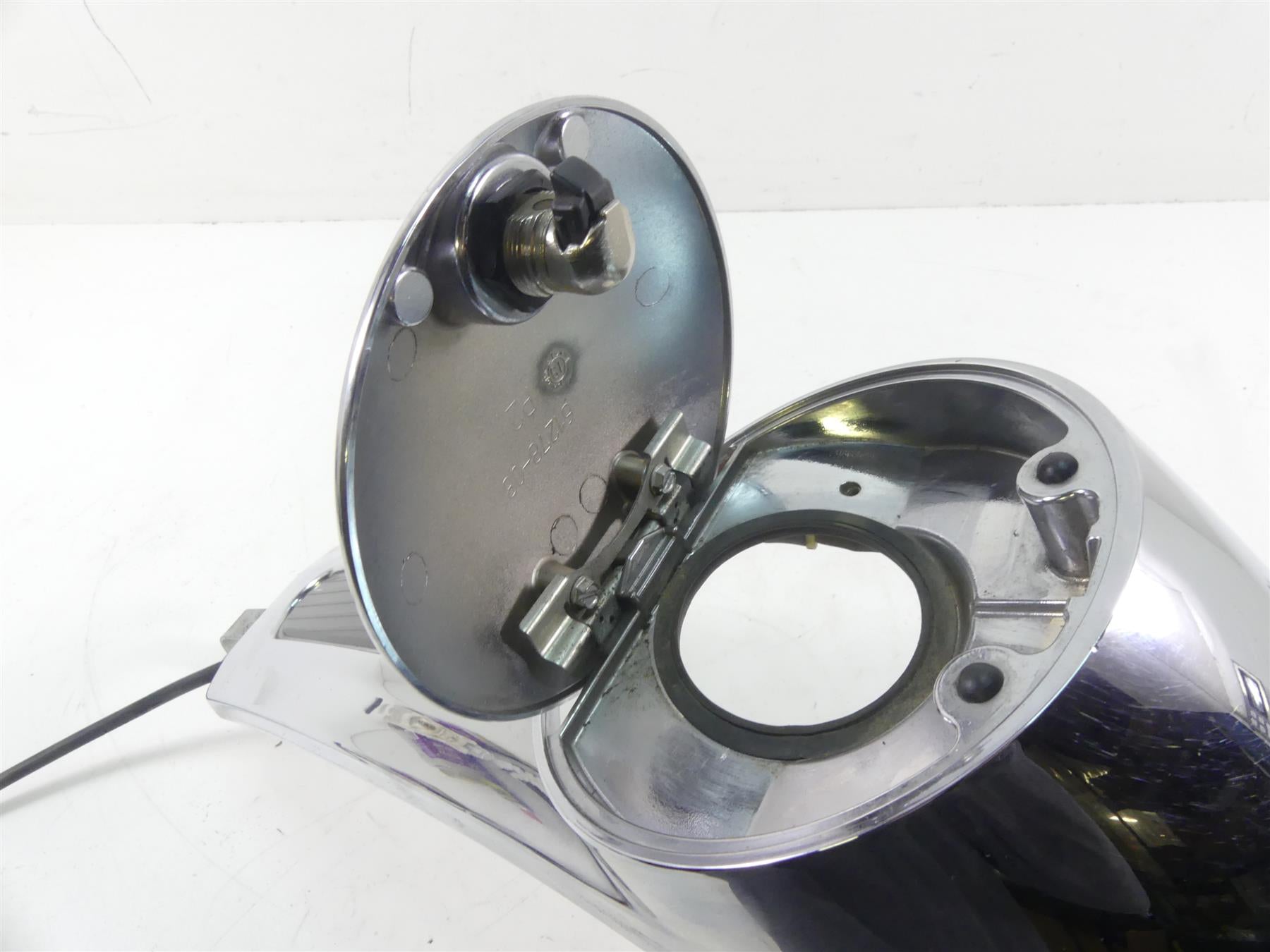 2014 Harley Touring FLHXS Street Glide Sp Fuel Gas Tank Dash Cover 69214-08 {{ shop.shopifyCountryName }} - Mototech271