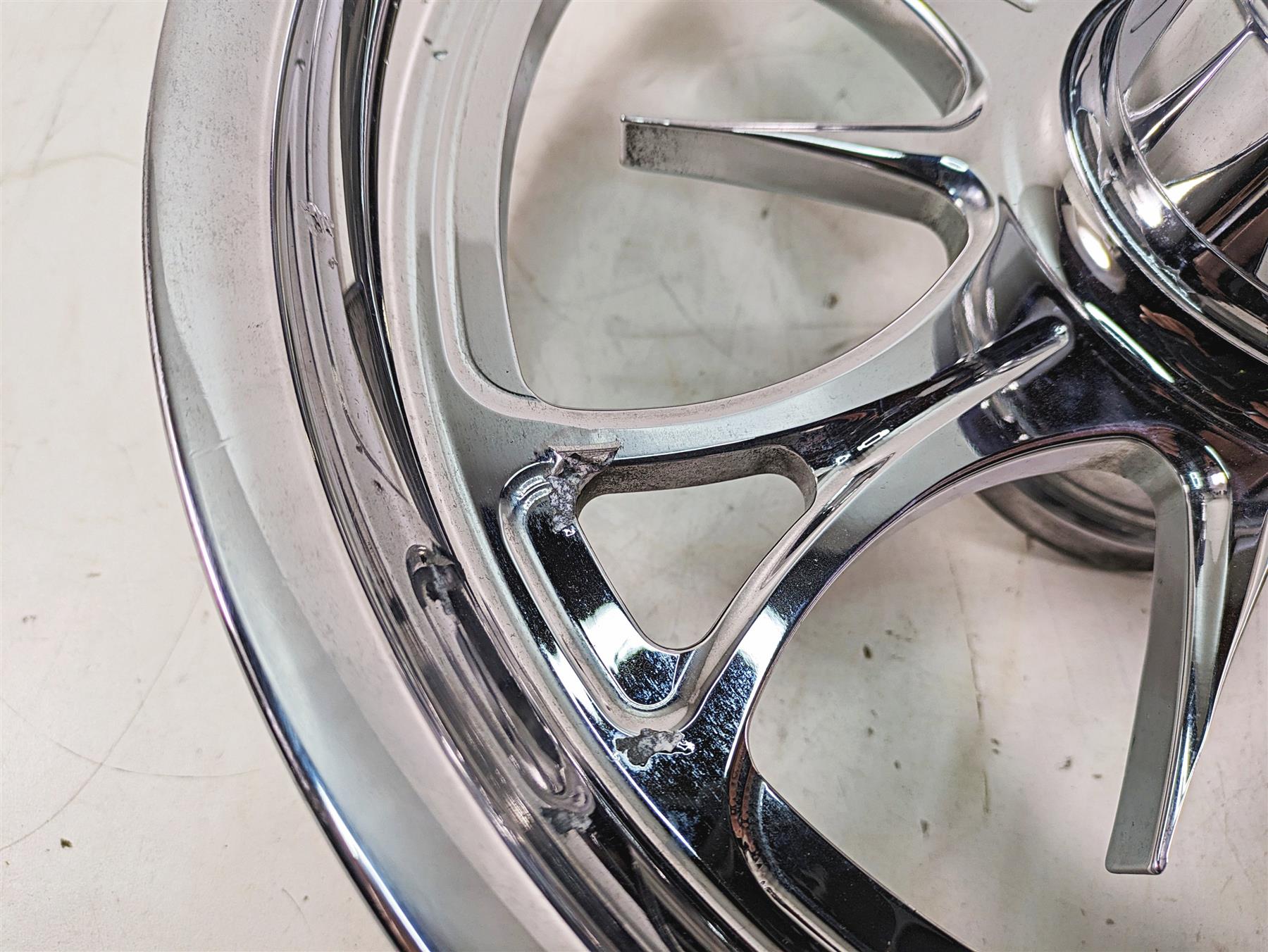1999 Harley Dyna FXDL Low Rider 16x3 Custom Thorn Chrome Rear Wheel Rim & Rotor {{ shop.shopifyCountryName }} - Mototech271