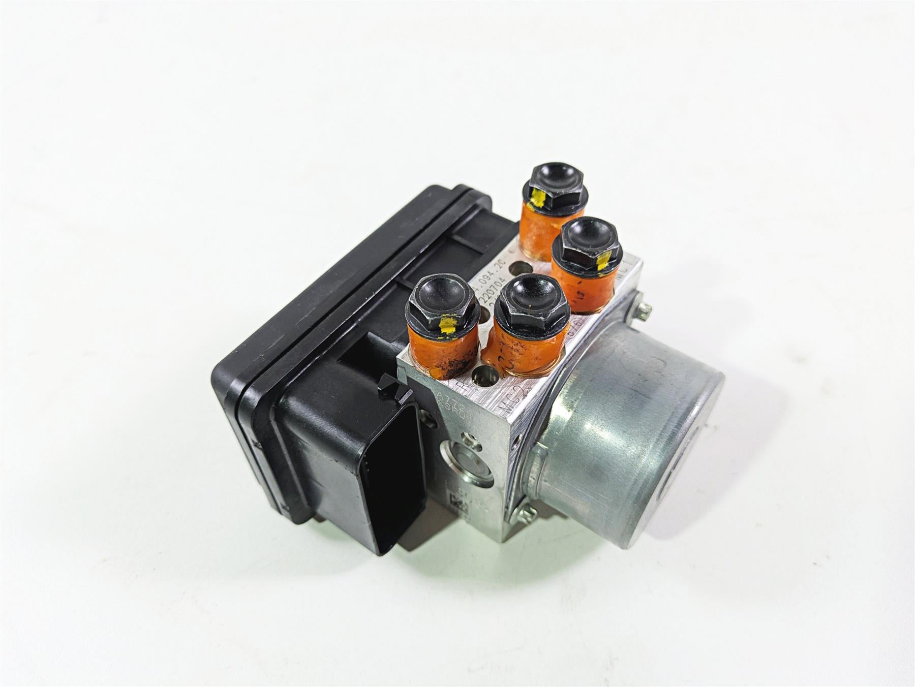 2022 Ducati Streetfighter V2 Abs Brake Pump Control Module 54240951B