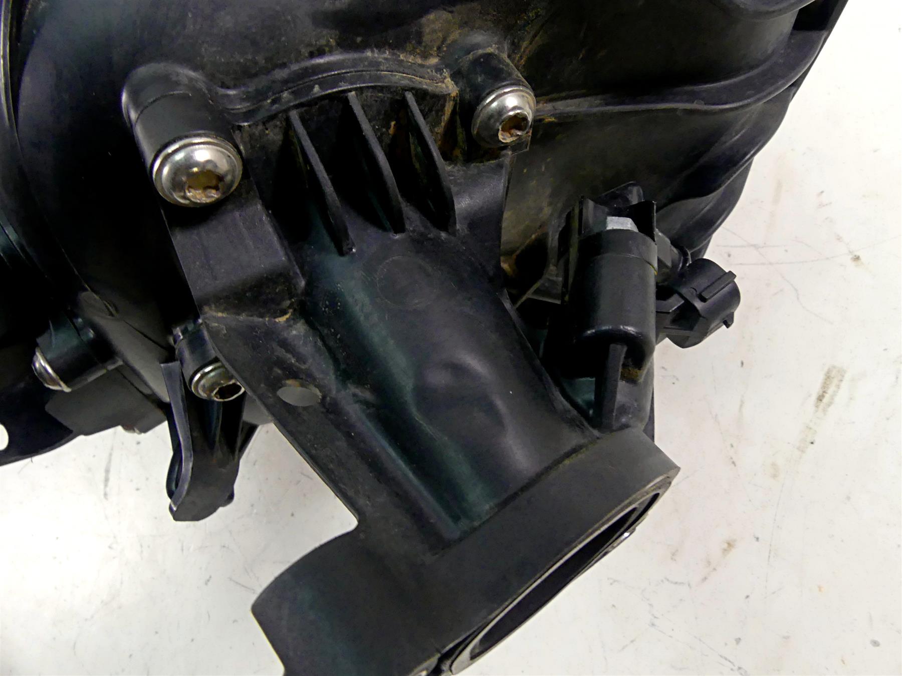 2021 Can Am Maverick Sport 1000R XRC Throttle Body Intake Manifold 420892596 {{ shop.shopifyCountryName }} - Mototech271