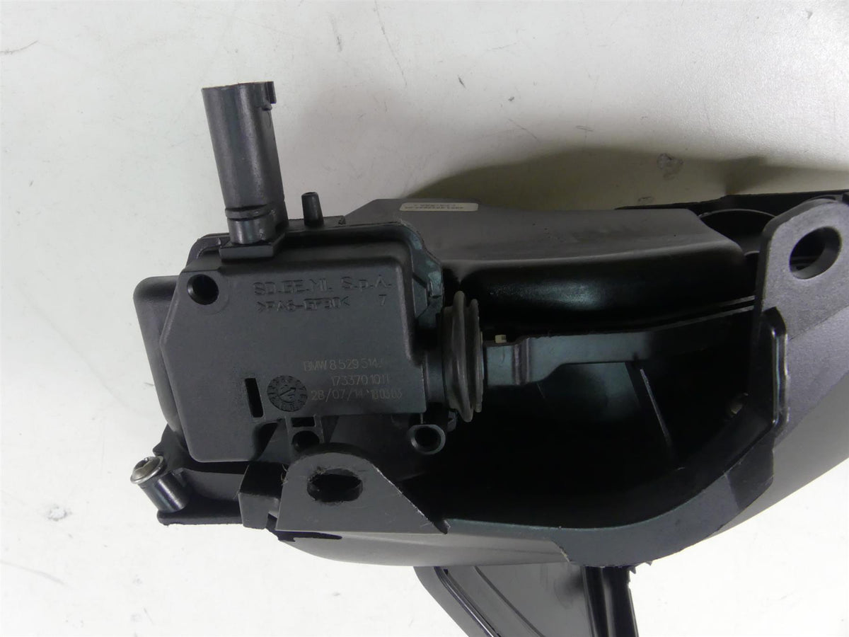 2015 BMW R1200RT K52 Right Glove Box Storage Compartment 46638544985 {{ shop.shopifyCountryName }} - Mototech271