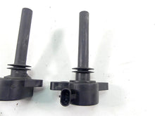 Load image into Gallery viewer, 2005 Harley VRSCSE CVO V-Rod Delphi Ignition Coils Stick Coil Set 32477-01A

