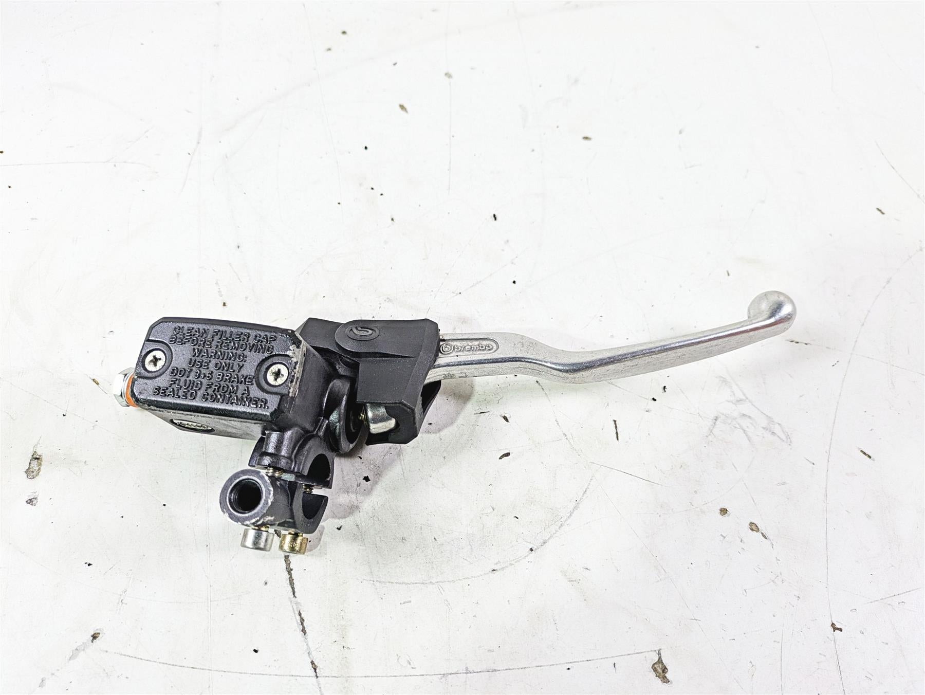 1998 Moto Guzzi California 1100 EV Brembo Front Brake Master Cylinder GU30660180 {{ shop.shopifyCountryName }} - Mototech271